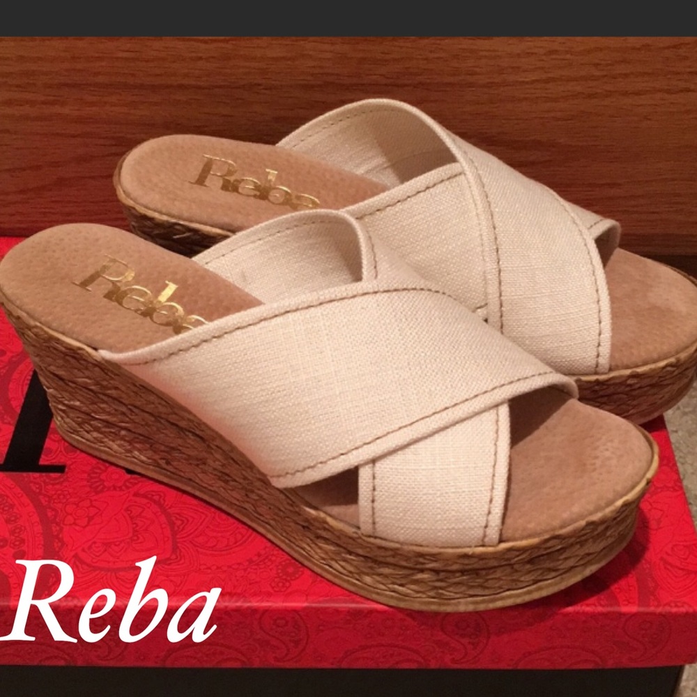 NWT REBA wedge shoes bone Sing 6 slip on